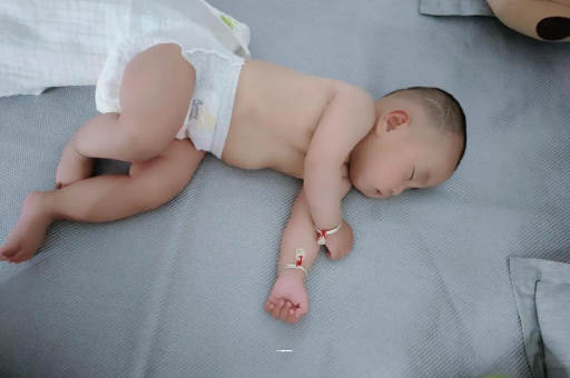 淮北怀孕多久会显肚子